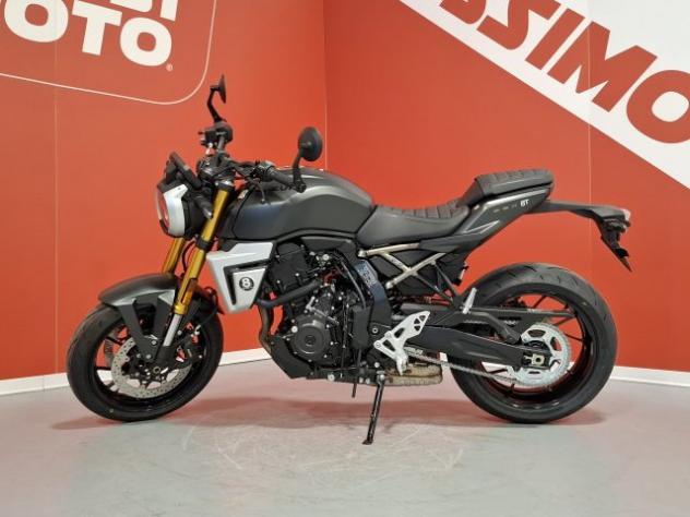 SUZUKI GSX-8S (2025) GSX-8T MY26 (2025-) rif. 23443125 - Foto 2
