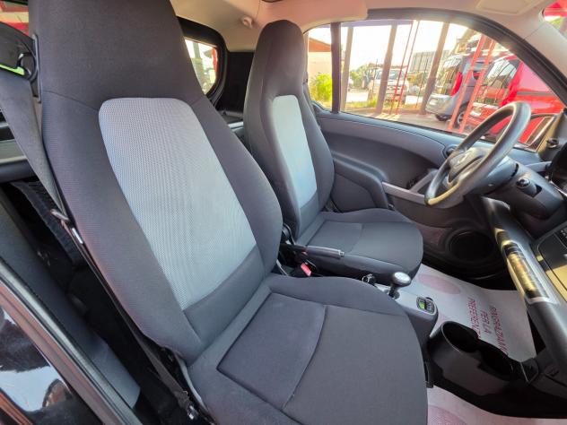 Smart Fortwo 1,0 benzina 05/2013 Cv60 - Foto 10