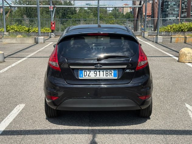 FORD FIESTA 6A SERIE anno 2010 gpl - Foto 6