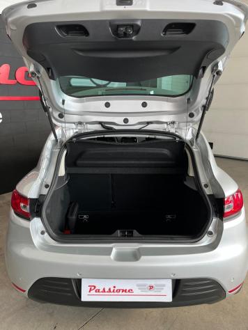 Renault Clio 90 CV 5 porte Moschino Zen - Foto 9