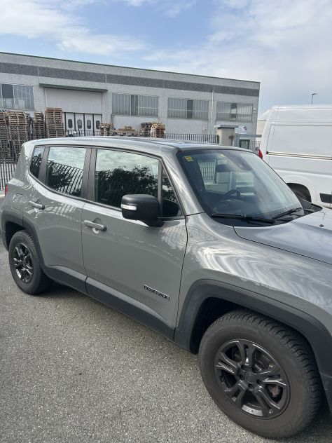 Jeep Renegade 1.6 Diesel 130 CV – VAN 5 posti - Foto 3