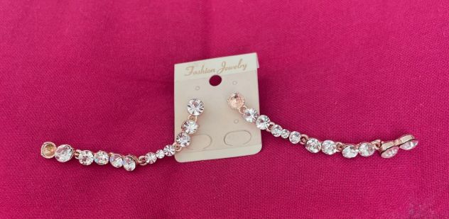 Orecchini strass con pendenti - Foto 3