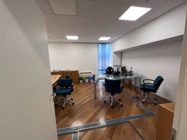 Immobile di 2100 m² con 3 locali in vendita a Brescia - Foto 5