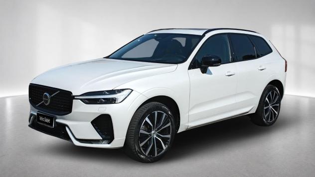 Volvo XC60 B4 D AWD automatico Ultimate Dark