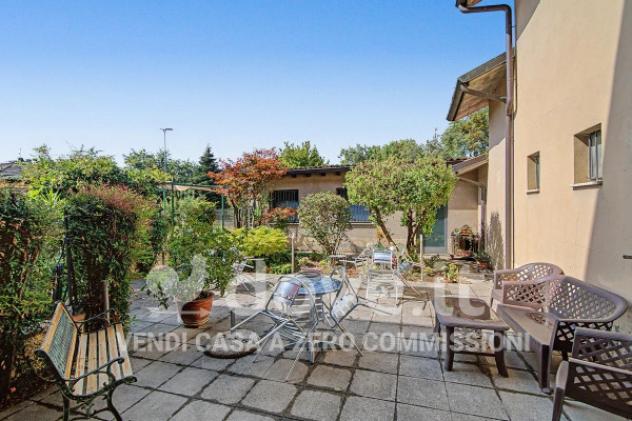Casa indipendente di 900 m² con più di 5 locali e posto auto in vendita a San Zenone al Lambro - Foto 14