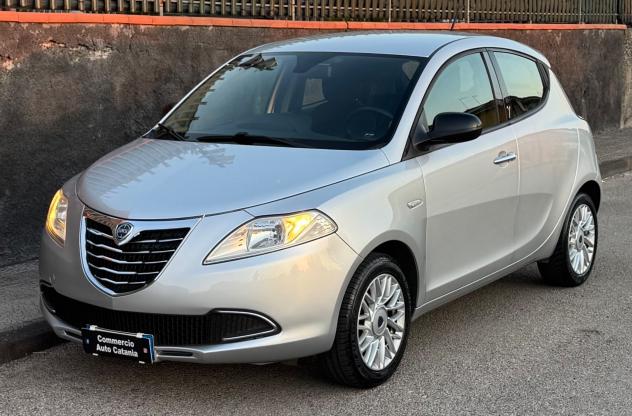 Lancia Ypsilon 1.2 FIRE BLOCK SISTEM - Foto 3