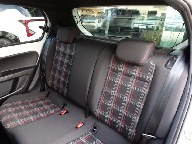 Volkswagen up! 1.0 TSI 5p. GTI BlueMotion Technology - Foto 10