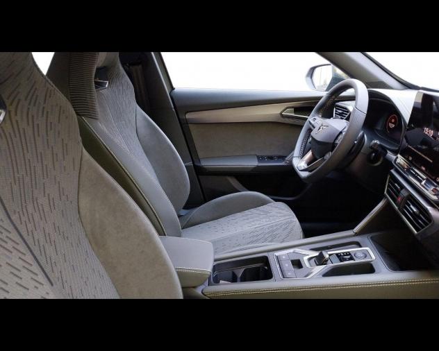 CUPRA Formentor FORMEN2,0 TSI F 5P 150 DF9 A7i - Foto 4