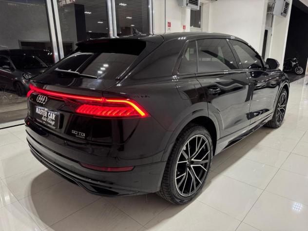 AUDI - Q8 - 50 TDI 286 CV quattro tiptronic S Line - Foto 4