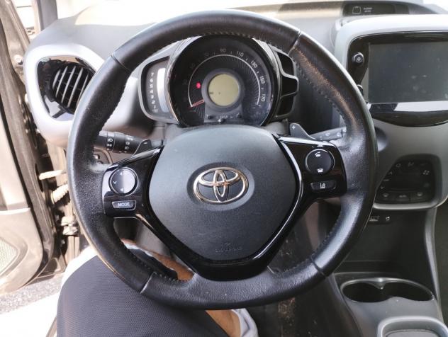 Toyota Aygo Connect 1.0 VVT-i 72 CV 5 porte x-wave MMT/ NEOPATENTATI - Foto 8