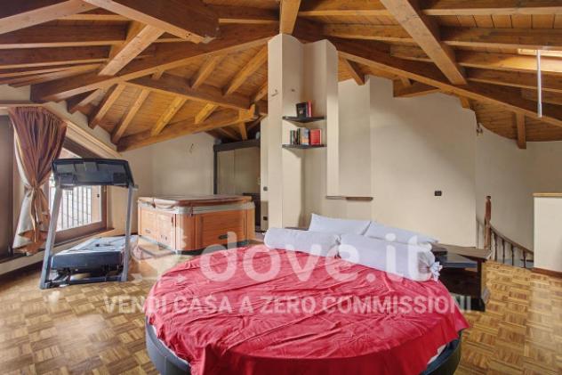 Appartamento di 162 m² con 4 locali e box auto in vendita a Gavirate - Foto 8