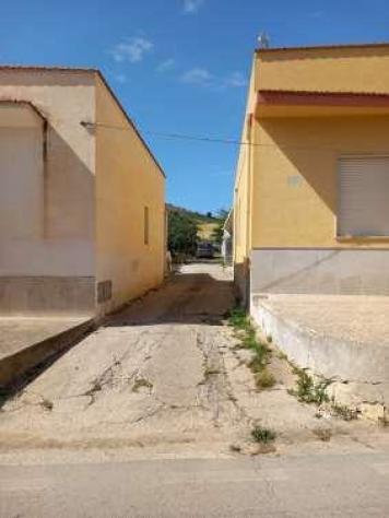 R.G.E. 18/2024 Trapani - Foto 3