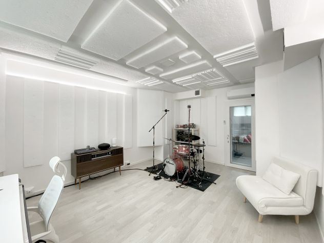 Noleggio studio attrezzato per musica e podcast – Milano - Foto 4