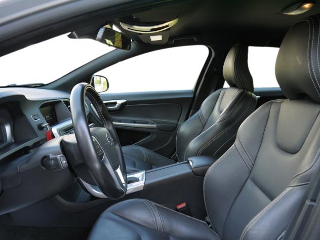Volvo V60 V60 2.0 d3 Dynamic Edition geartronic - Foto 10