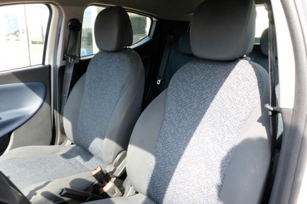 Lancia Ypsilon 1.0 FireFly 5 porte S&S Hybrid Oro - Foto 8
