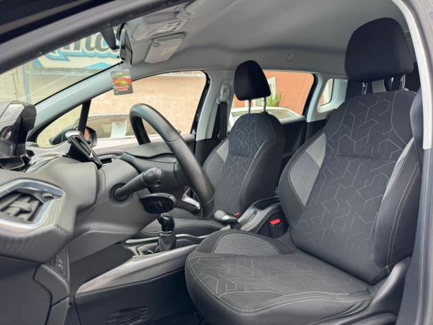 Peugeot 2008 PureTech 82cv Active - Foto 6