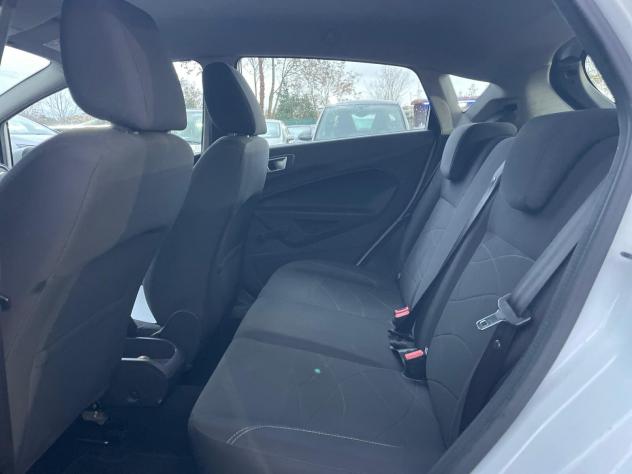Ford Fiesta 1.4 5p. Bz.- GPL Titanium - Foto 9