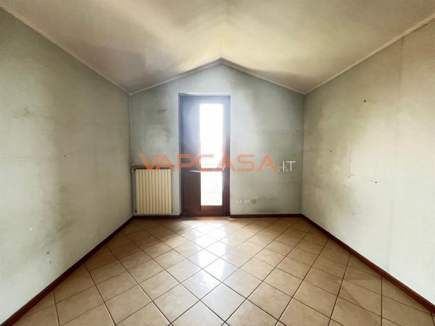 Quadrilocale su due livelli con terrazzo, box e cantina in centro ad Azzano San Paolo - Foto 19