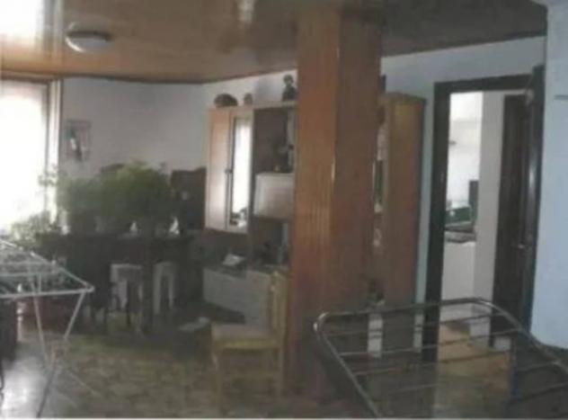 Immobile in asta di 145 m² con più di 5 locali e box auto in vendita a Rivara - Foto 3