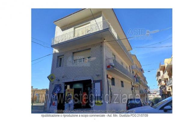 IMMOBILI-IMMOBILE COMMERCIALE-Via Vittorio Emanuele, 135/95, 95046 Palagonia CT, Italia