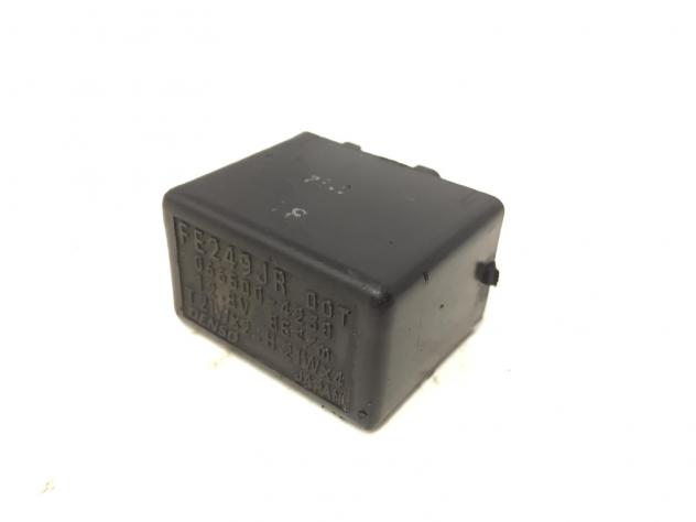 SUZUKI SV 650 RELE' INTERMITTENZA FRECCE 2001 2002 AV133
