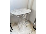 Tavolino Vintage Barocco in Ferro Ovale – Elegante e Raro