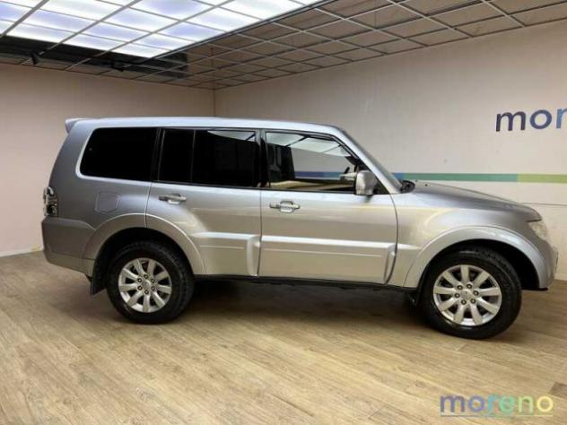 MITSUBISHI Pajero 3.2 CR Instyle 200 CV Auto 7 Posti rif. 17672865 - Foto 4