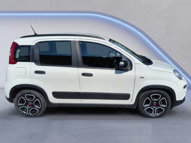 FIAT Panda 1.0 FireFly 70 CV Hybrid NEOPATENTATI - Foto 7