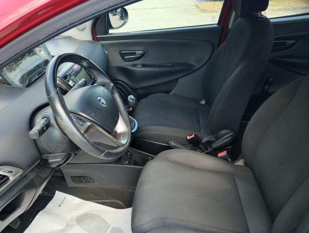 Lancia Ypsilon 1.2 69cv Start& Stop Gold - Foto 3