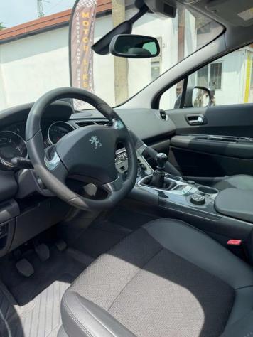 PEUGEOT 3008 1.6 HDi 115CV Allure rif. 23988972 - Foto 9