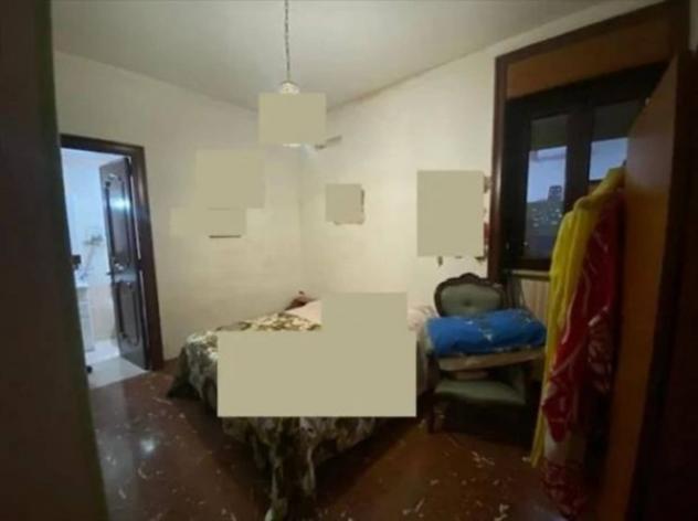 Immobile in asta di 174 m² con più di 5 locali e box auto in vendita a Calimera - Foto 8