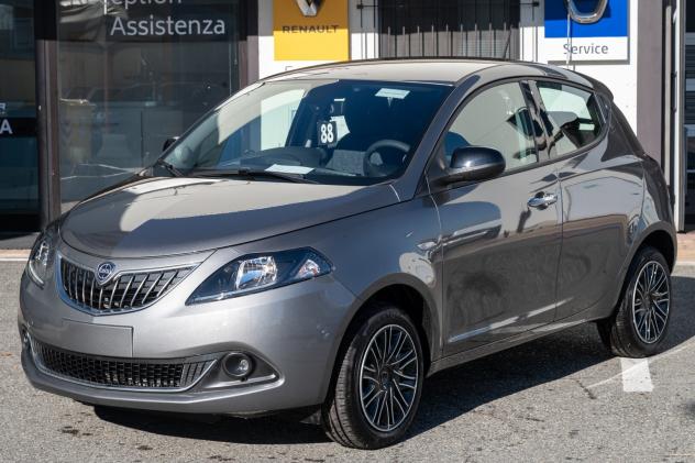 Lancia Ypsilon 1.2 69 CV 5 porte GPL Silver