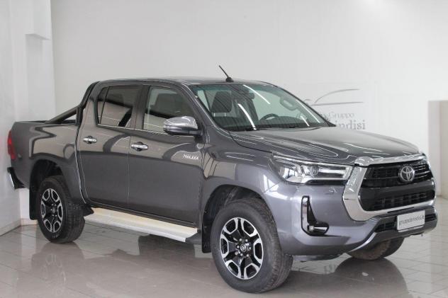 HILUX 2.4 D-4D A/T AWD 4 PORTE DOUBLE CAB EXECUTIVE