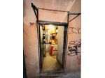 IMMOBILI-IMMOBILE COMMERCIALE-vico delle Carabaghe civico 36 A rosso