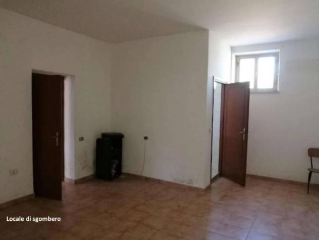 Immobile in asta di 134 m² con più di 5 locali e box auto in vendita a Castel Sant'Elia - Foto 10