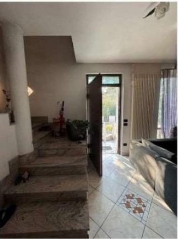 226/2025 U VA - Porzione di villa a schiera in asta a Marnate - Foto 7