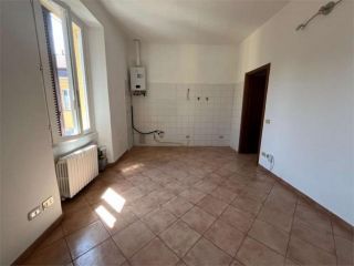 A012533 - MM PASTEUR/VIALE MONZA - LIBERO