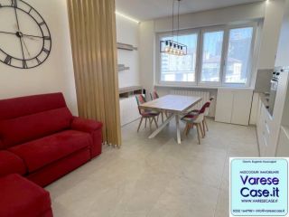 MONOLOCALE di lusso in AFFITTO in VARESE (utenze incluse)