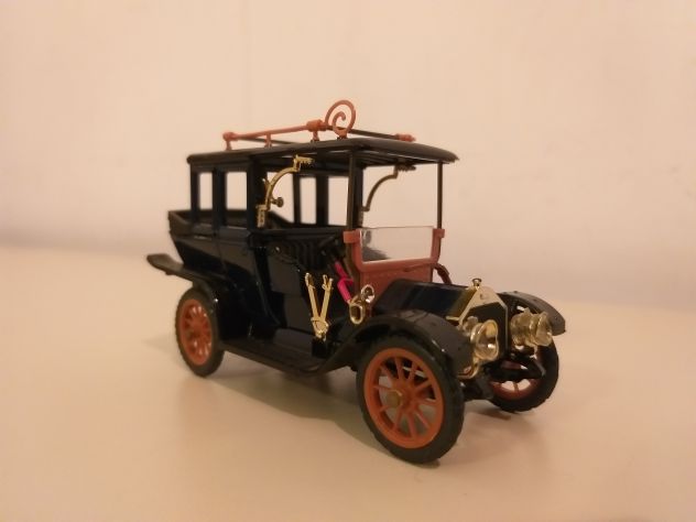 Modellini auto d'epoca