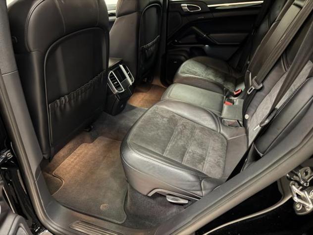 PORSCHE Cayenne 3.0 Diesel Platinum Edition +21"+SCARICHI+SOSP. rif. 23883069 - Foto 9