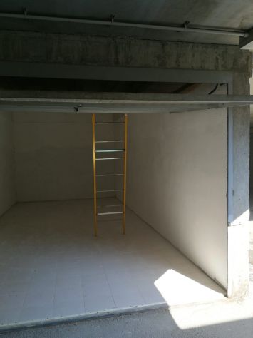 Garage Bastia Umbra – Via Velino, 6 - Condominio Torre F2 - Foto 2