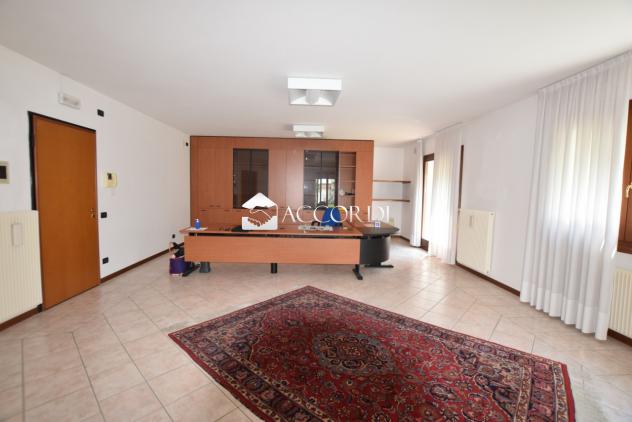 APPARTAMENTO di 3 vani e di 186 mq (MONTEBELLUNA) rif. PA313A - Foto 6