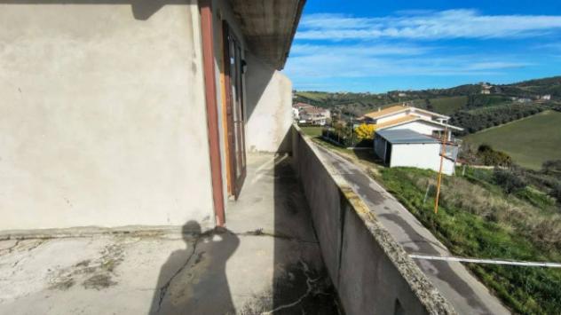 Immobile in asta di 443 m² con più di 5 locali e box auto in vendita a Tortoreto - Foto 8