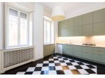 Appartamento di 195 m² con più di 5 locali in affitto a Milano