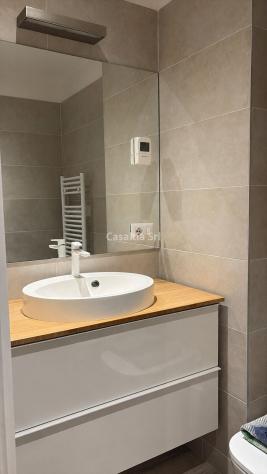 Bilocale di 80 mq su due livelli con giardino privato e terrazzo, disponibile da settembre nel quartiere Adriano. - Foto 3