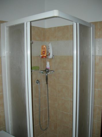 AFFITTASI POSTO IN DOPPIA X STUDENTESSA - APP. N. 1 (UTENZE INCLUSE) - Foto 6