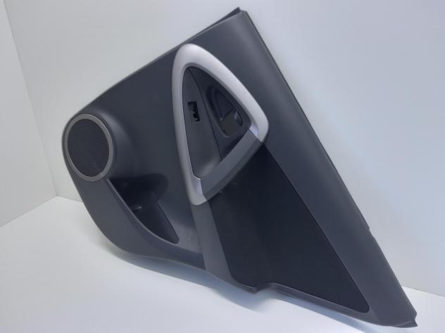 PANNELLO INTERNO PORTIERA POST SX TOYOTA Rav4 4° Serie 6764042330B6 (0509)