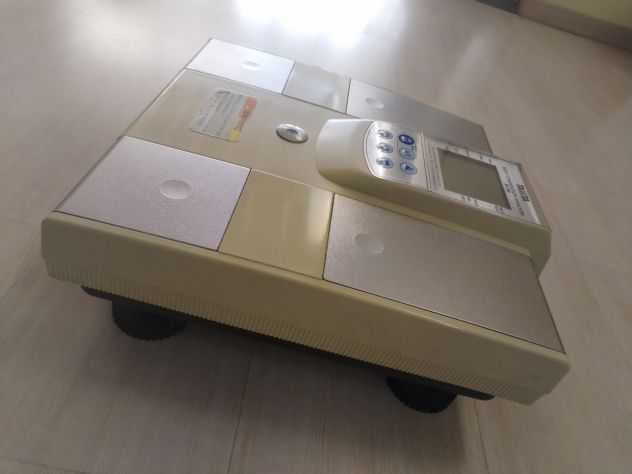 Bilancia impedenziometro TANITA BF 350 - Misura del peso, BMI e grasso corporeo - Foto 4