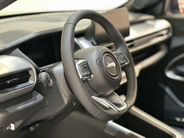 Jeep Avenger e-Hybrid 1.2 MHEV e-Hybrid Turbo Summit - Foto 7