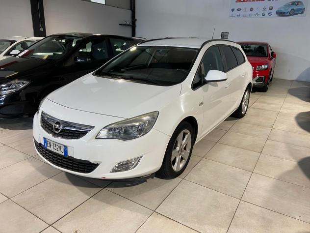 Opel Astra 1.4 Turbo 140CV Sports Tourer GPL Tech Cosmo - Foto 3